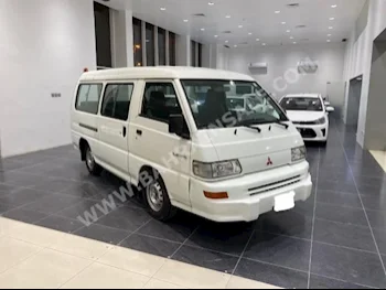 متسوبيشي  ال 300  2010  فان \ باص  عادي  4  346,250  دفع خلفي  أبيض  بنزين
