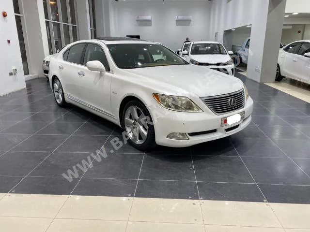 لكزس  ال اس  460  2009  سيدان  اتوماتك  8  194,650  دفع خلفي  أبيض  بنزين
