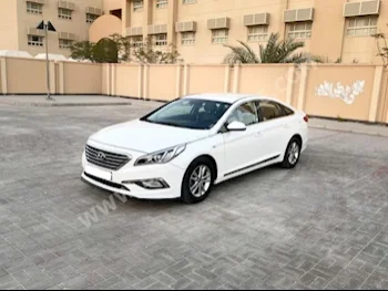 هيونداي  سوناتا  2015  سيدان  اتوماتك  4  134,000  دفع أمامي  أبيض  بنزين