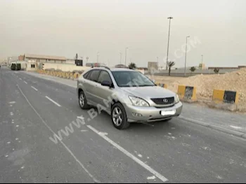 لكزس  ار اكس  330  2003  اس يو في  اتوماتك  6  397,000  دفع خلفي  فضي  بنزين