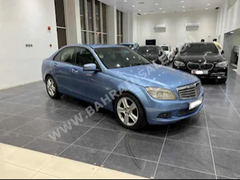 مرسيدس - بنز  سي - كلاس  200  2011  سيدان  اتوماتك  4  152,000  دفع أمامي  ازرق  بنزين