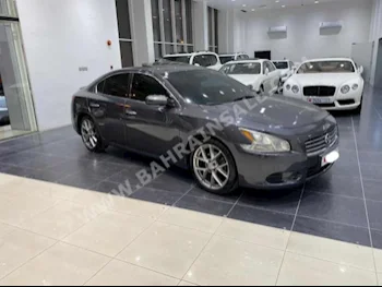Nissan  Maxima  2011  Sedan  Automatic  6  188,800  RWD  Gray  Gasoline