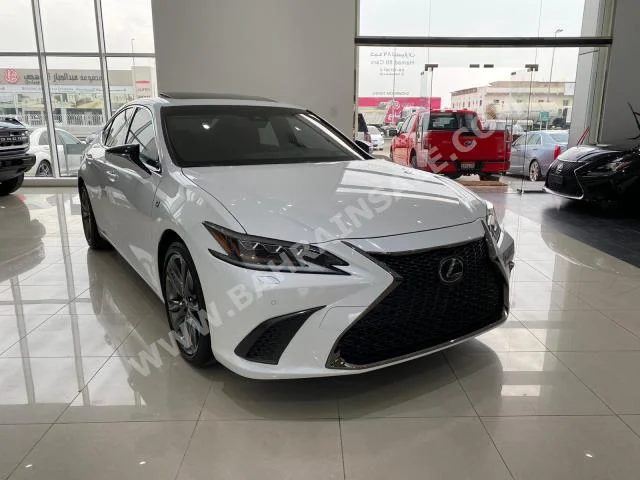 Lexus  ES  350  2019  Sedan  Automatic  6  27,100  RWD  White  Gasoline