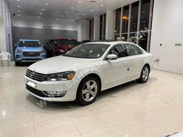 Volkswagen  Passat  2013  Sedan  Automatic  5  66,300  RWD  White  Gasoline