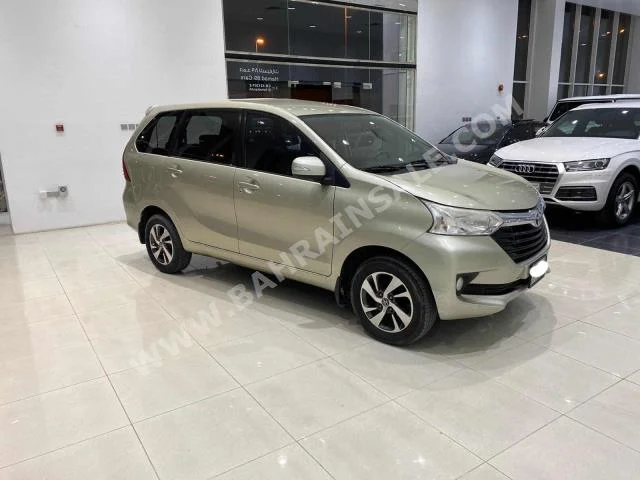 Toyota  Avanza  2017  SUV  Automatic  4  78,300  RWD  Beige  Gasoline