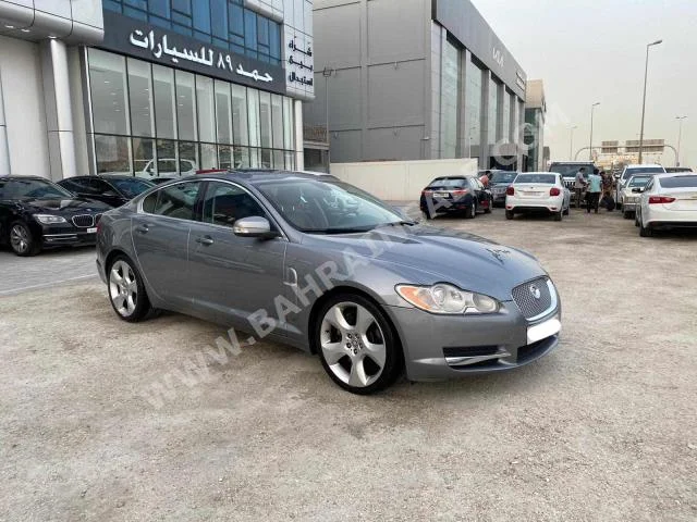 Jaguar  XF  SV8  2009  Sedan  Automatic  8  118,700  RWD  Gray  Gasoline