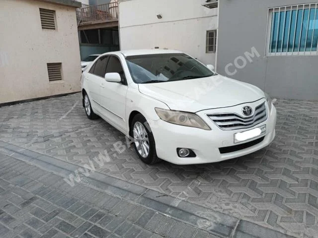 Toyota  Camry  GL  2010  Sedan  Automatic  4  168,100  FWD  White  Gasoline