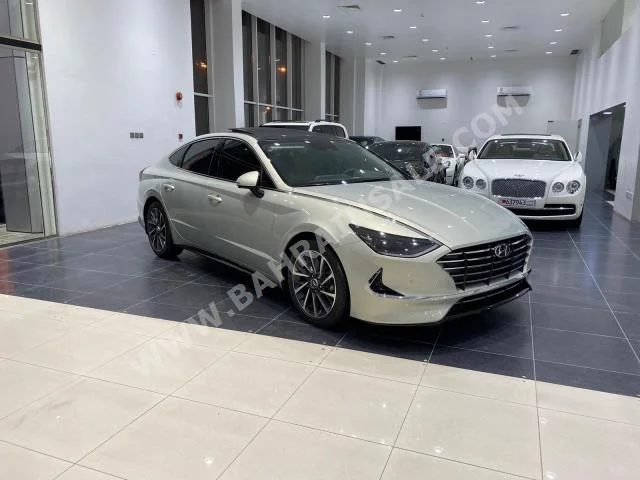Hyundai  Sonata  2021  Sedan  Automatic  4  7,250  FWD  Beige  Gasoline