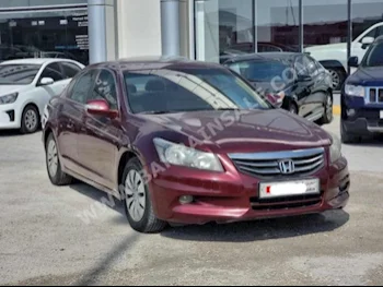 Honda  Accord  2012  Sedan  Automatic  4  165,700  FWD  Maroon  Gasoline