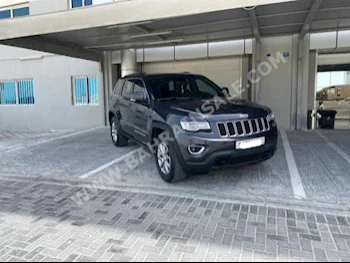 Jeep  Grand Cherokee  Laredo  2016  SUV  Automatic  6  53,300  4WD  Gray  Gasoline
