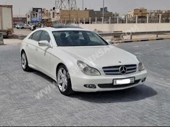 Mercedes-Benz  CLS-Class  350  2009  Sedan  Automatic  6  147,800  RWD  White  Gasoline