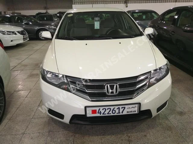 Honda  City  2012  Sedan  Automatic  4  50,000  FWD  White  Gasoline