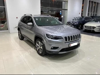 Jeep  Cherokee  2019  SUV  Automatic  6  13,200  AWD  Silver  Gasoline