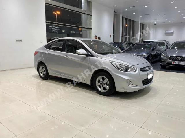 هيونداي اكسنت 1.6 2018 سيدان اتوماتك 4 101,750 دفع أمامي فضي بنزين