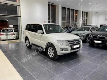 Mitsubishi  Pajero  GLS  2017  SUV  Automatic  6  99,450  4WD  White  Gasoline