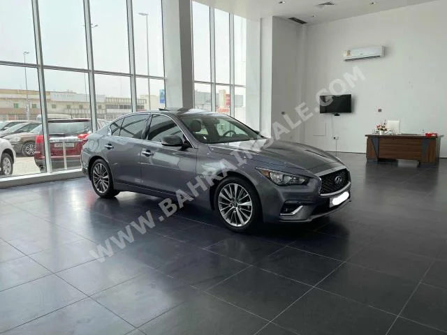 Infiniti  Q  50  2018  Sedan  Automatic  4  16,100  FWD  Gray  Gasoline