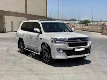 Toyota  Land Cruiser  GXR  2021  SUV  Automatic  8  13,050  AWD  White  Gasoline