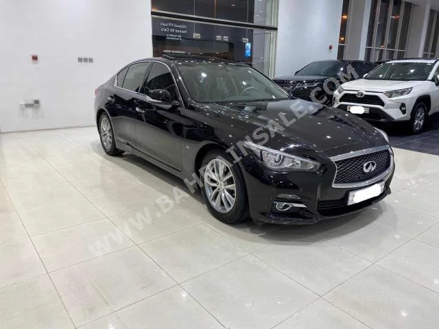انفنيتي  كيو  50  2015  سيدان  اتوماتك  6  70,750  دفع أمامي  أسود  بنزين