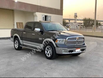 Dodge  Ram  1500  2015  Pick Up  Automatic  8  54,950  4WD  Gray  Gasoline