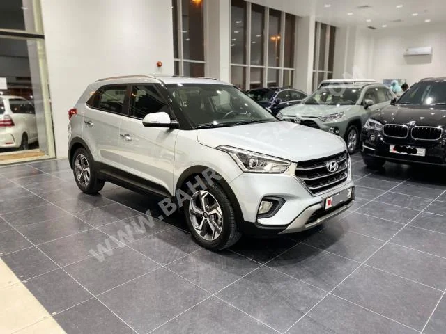 هيونداي  كريتا  2019  اس يو في  اتوماتك  4  25,250  دفع أمامي  فضي  بنزين