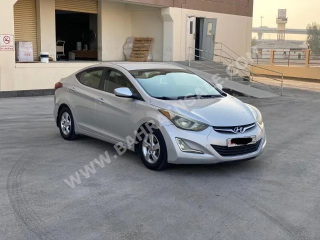 هيونداي النترا 2015 سيدان اتوماتك 4 158,450 دفع أمامي فضي بنزين