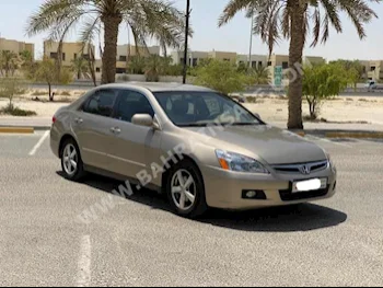 Honda  Accord  2005  Sedan  Automatic  4  237,650  FWD  Gold  Gasoline