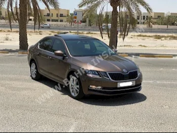 سكودا  أوكتافيا  2019  سيدان  اتوماتك  4  33,900  دفع أمامي  بني  بنزين
