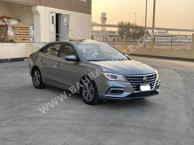 ام جي  ام جي 5  2020  سيدان  اتوماتك  4  36,000  دفع أمامي  رمادي  بنزين