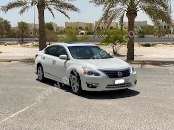 نيسان  ألتيما  2015  سيدان  اتوماتك  6  71,250  دفع أمامي  أبيض  بنزين
