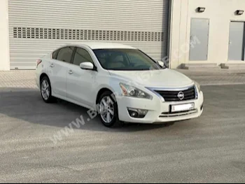 نيسان ألتيما 2016 سيدان اتوماتك 4 285,300 دفع أمامي أبيض بنزين