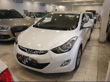 هيونداي  النترا  2013  سيدان  اتوماتك  4  70,491  دفع أمامي  أبيض  بنزين