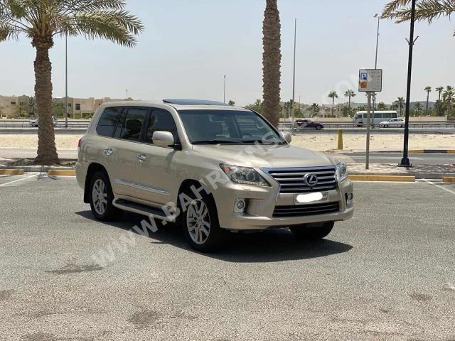 Lexus  LX  570  2012  SUV  Automatic  8  194,900  AWD  Gray  Gasoline
