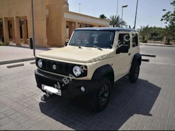 سوزوكي  جمني  2021  اس يو في  اتوماتك  4  9,000  دفع أمامي  بيج  بنزين