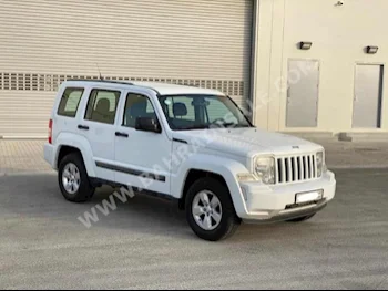 Jeep  Cherokee  2011  SUV  Automatic  6  114,800  AWD  White  Gasoline