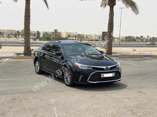 Toyota  Avalon  Limited  2017  Sedan  Automatic  6  98,200  FWD  Black  Gasoline