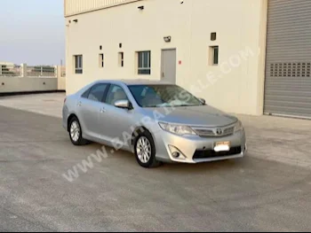 Toyota  Camry  GL  2014  Sedan  Automatic  4  275,400  FWD  Silver  Gasoline