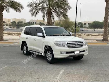 تويوتا  لاند كروزر  في اكس ار  2008  اس يو في  اتوماتك  8  207,650  دفع كلي مستمر  أبيض  بنزين