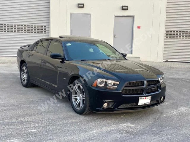 دودج  تشارجر  ار تي  2013  سيدان  اتوماتك  8  34,600  دفع خلفي  أسود  بنزين