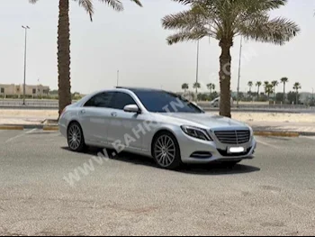 مرسيدس - بنز  اس - كلاس  400  2015  سيدان  اتوماتك  6  117,000  دفع خلفي  فضي  بنزين