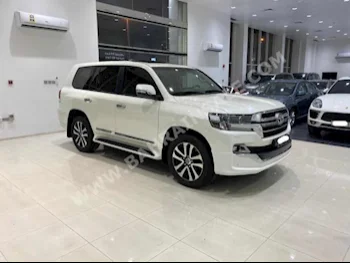 Toyota  Land Cruiser  GXR  2019  SUV  Automatic  8  11,550  AWD  Pearl  Gasoline