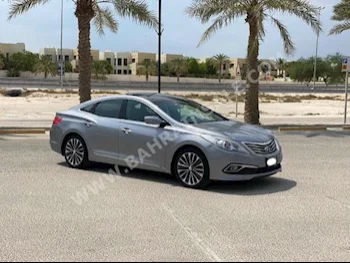 هيونداي  ازيرا  2016  سيدان  اتوماتك  6  160,000  دفع أمامي  رمادي  بنزين