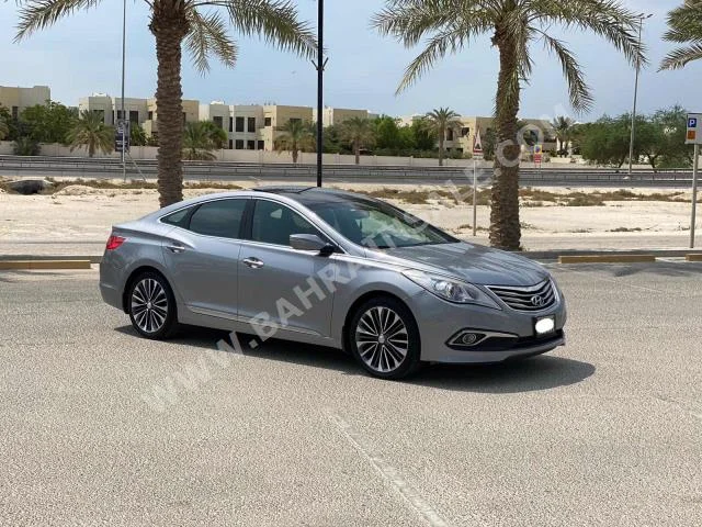 هيونداي  ازيرا  2016  سيدان  اتوماتك  6  160,000  دفع أمامي  رمادي  بنزين
