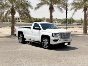 جي ام سي  سييرا  1500  2018  بيكب  اتوماتك  6  42,700  دفع خلفي  أبيض  بنزين
