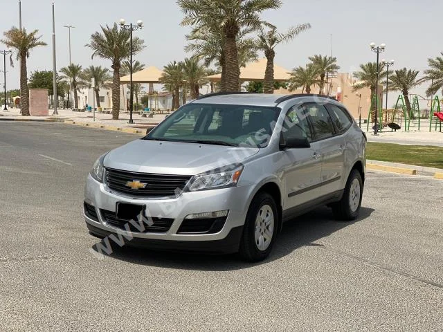 Chevrolet  Traverse  LT  2017  SUV  Automatic  6  171,570  RWD  Silver  Gasoline