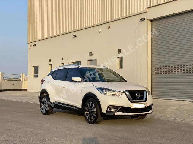 Nissan  kicks  2019  SUV  Automatic  4  26,250  FWD  White  Gasoline