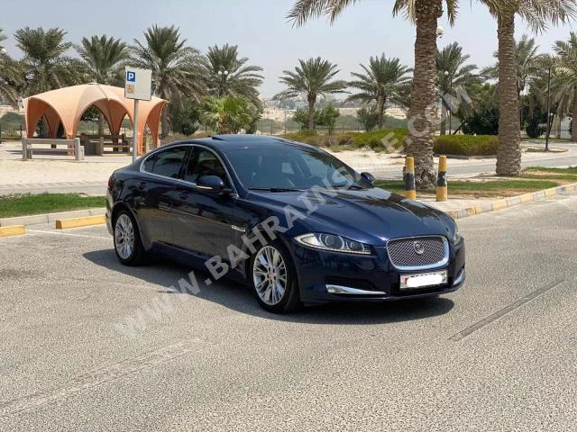 Jaguar  XF  2015  Sedan  Automatic  4  83,900  FWD  Blue  Gasoline
