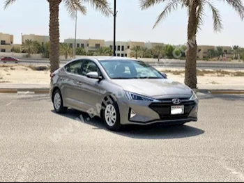Hyundai  Elantra  2020  Sedan  Automatic  4  16,100  FWD  Gray  Gasoline