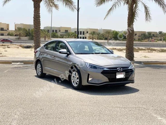 هيونداي  النترا  2020  سيدان  اتوماتك  4  16,100  دفع أمامي  رمادي  بنزين