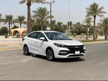 شيري  أريزو 5  2022  سيدان  اتوماتك  4  6,600  دفع أمامي  أبيض  بنزين
