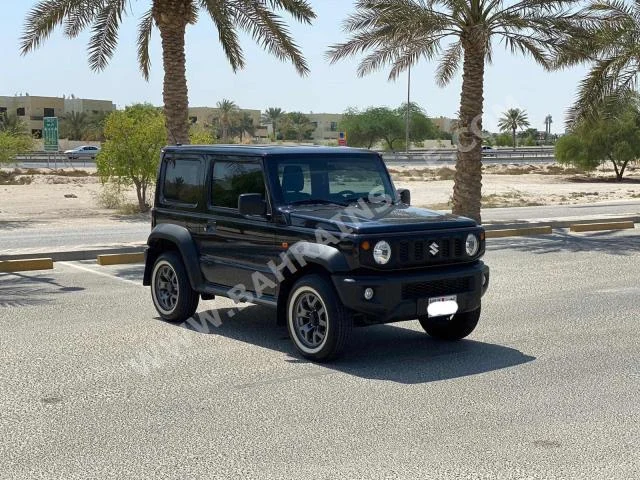 سوزوكي  جمني  2020  اس يو في  اتوماتك  4  69,800  دفع خلفي  أسود  بنزين